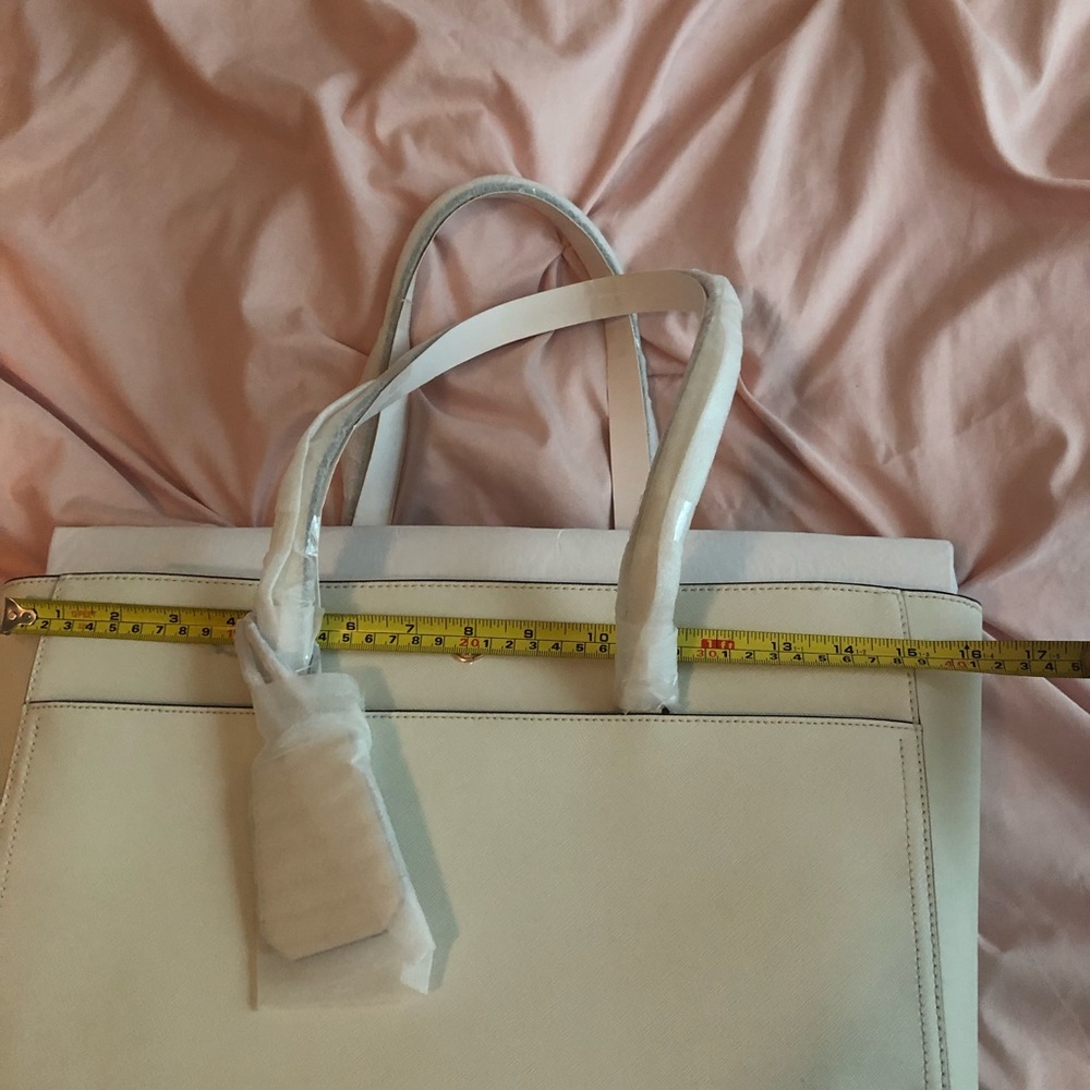 REDUCED! Today only!! New Tory Burch Large Tote - Picture 7 of 8